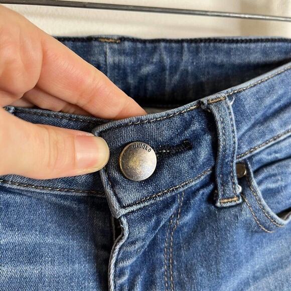 Uniqlo Women's Skinny Jeans Size 24 Tapered Mid Rise Ultra Stretch Light Wash - Picture 5 of 7